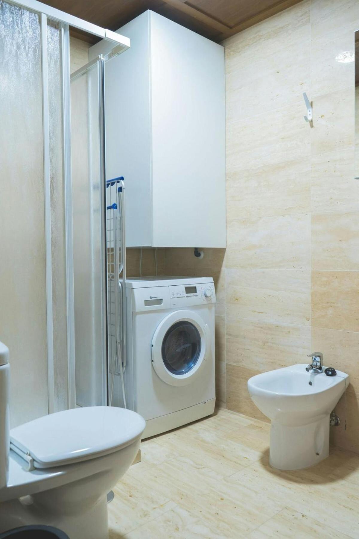 Centrico Apartamento En Calle Carreteria - Malaga Exterior photo